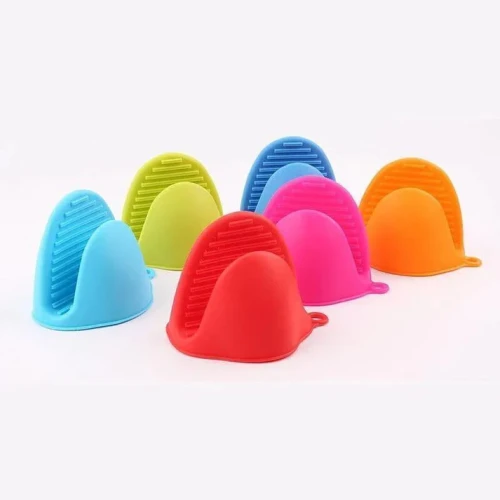 Heat Resistant Silicone Pot Holder For Kitchen - Image 2
